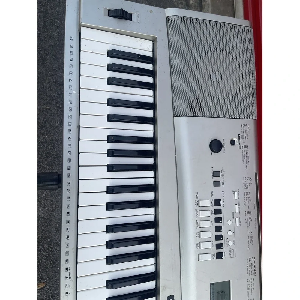 Yamaha YPG-235 76-Key Keyboard Piano w/ Stand & Case Tested Works
